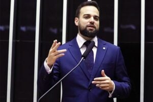 deputado propõe aumentar impostos das bets para financiar ações de proteção ambiental