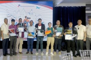 pagcor holds exhibit for photography contest finalists