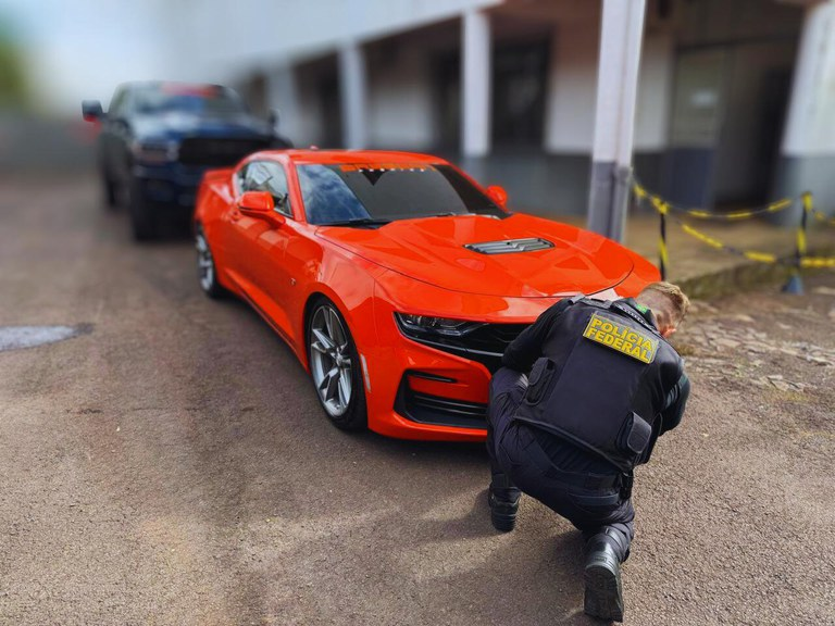 pf apreende carros de luxo e bloqueia r$ 4 milhões em operação contra rifas ilegais