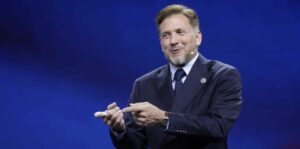 alejandro domínguez completa uma década à frente da conmebol, com transformações profundas no futebol continental