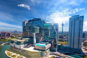 casino licence query surfaces in investor talks over sri lanka’s unfinished hyatt tower