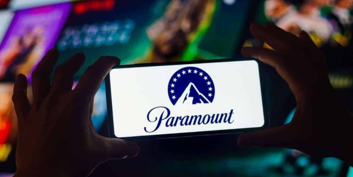 paramount deve adquirir warner bros. discovery após desistência da netflix