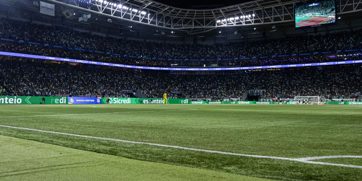 thiago de rose: futebol gera rentabilidade suficiente para afastar necessidade de gramado sintético