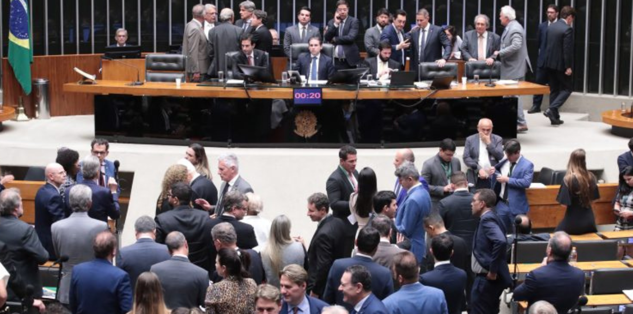 governo ainda busca alternativa para compensar derrubada da “cide bets” pela câmara