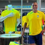 centauro anuncia denilson, e campeões do mundo viram alvo de marcas às vésperas de copa 2026