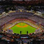 los angeles dodgers fecha acordo com uniqlo para patrocínio de campo