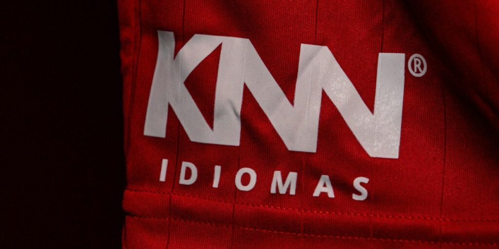 internacional renova com knn idiomas até 2028 por r$ 3,3 milhões