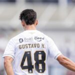 santos aproveita clássico para acordo pontual com boali e ifood