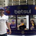 saiba como foi a ativação que criou um “slot humano” na avenida paulista