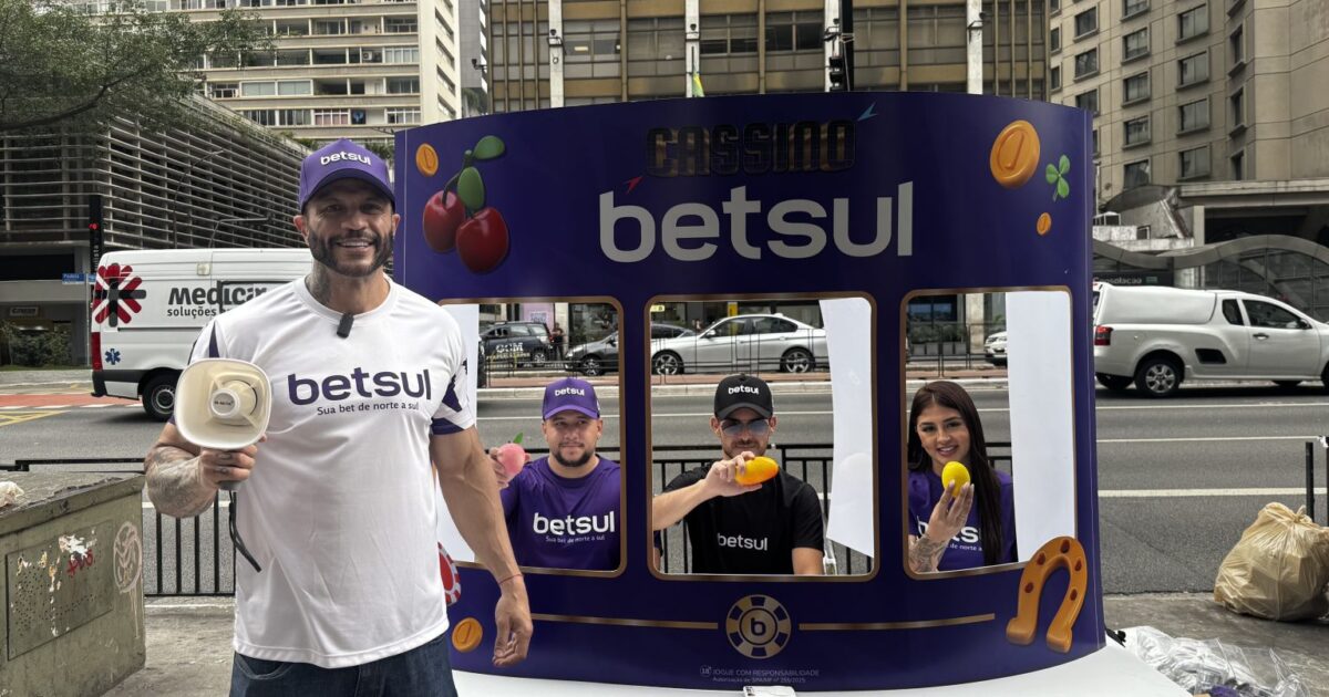 saiba como foi a ativação que criou um “slot humano” na avenida paulista