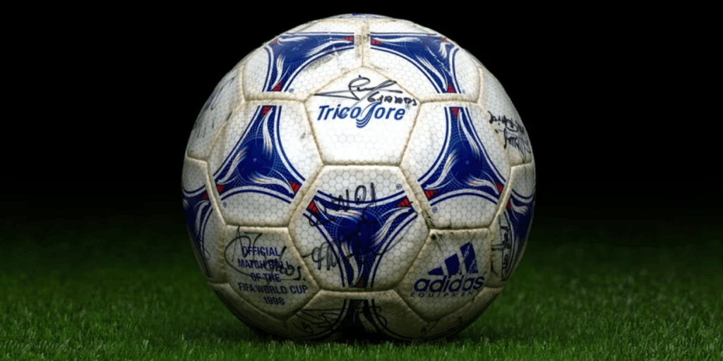 a reinvenção das bolas da copa do mundo a partir das cores e da tecnologia térmica