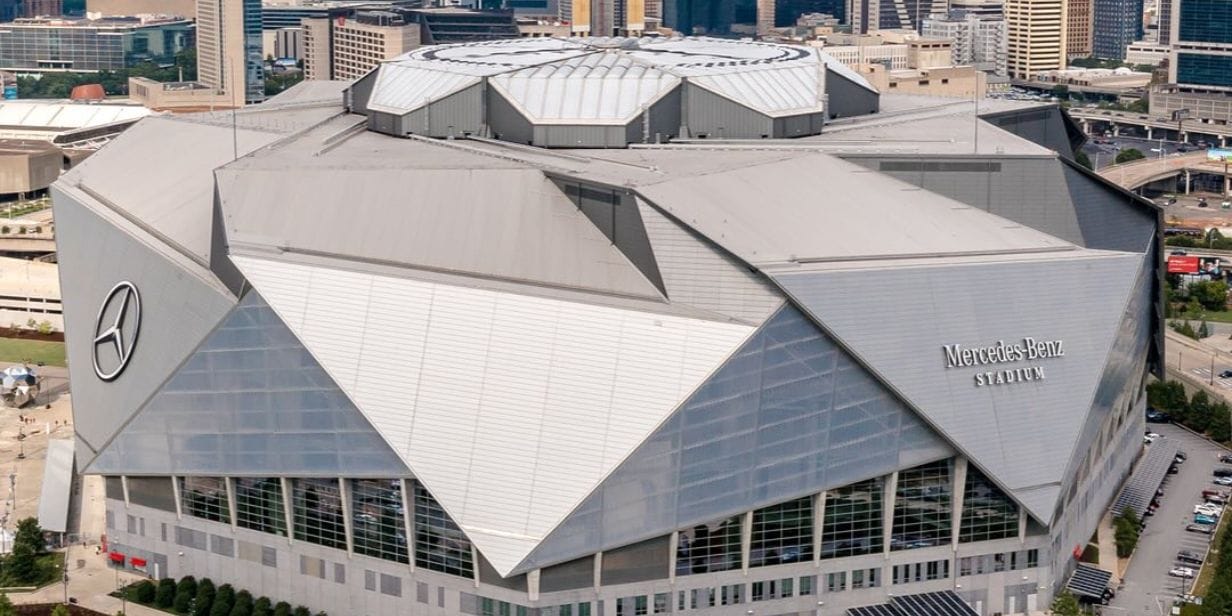 mercedes benz “dribla” regras da fifa para copa do mundo 2026 com estádio em atlanta