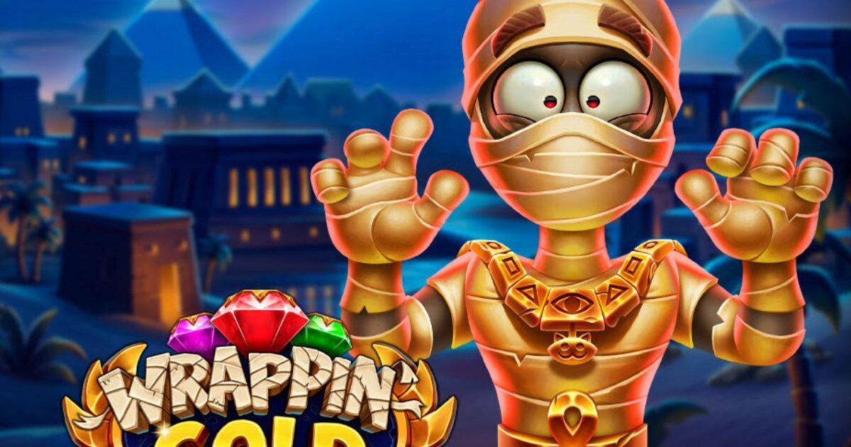 play’n go lança wrappin gold com perseguição egípcia entre múmia e a rainha cleo