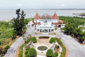 vietnam’s hoiana resort launches sky casino targeting vip market