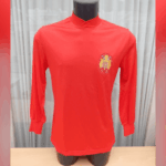 a evolução das camisas das seleções campeãs mundiais ao longo das copas do mundo: espanha