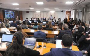 deputados propõem realização de audiência pública sobre apostas online na câmara